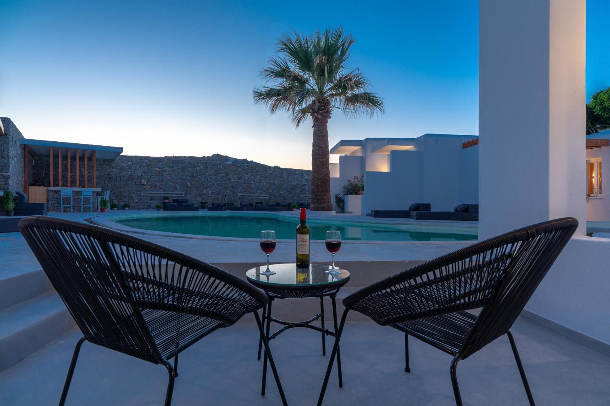 Deluxe Suite Pool View,1284787993:JPEG